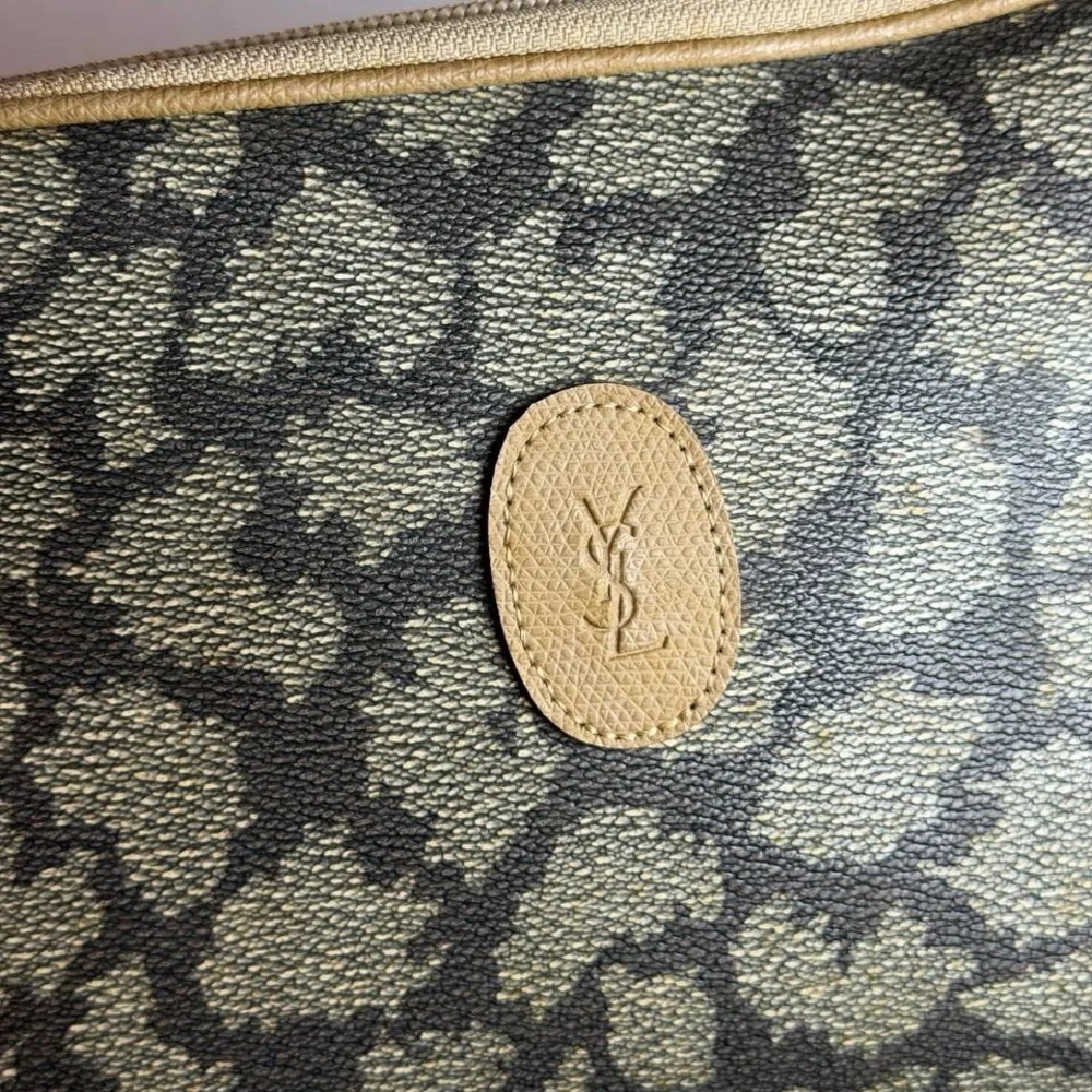Vintage Yves Saint Laurent Giraffe Print Pouch PVC Coated Canvas Clutch - Picture 4 of 11